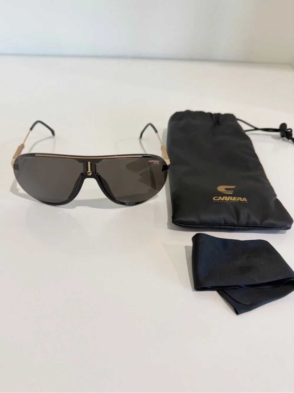 NWOT Carrera Superchampion Special Edition Black Gold Aviator Sunglasses 2M22K
